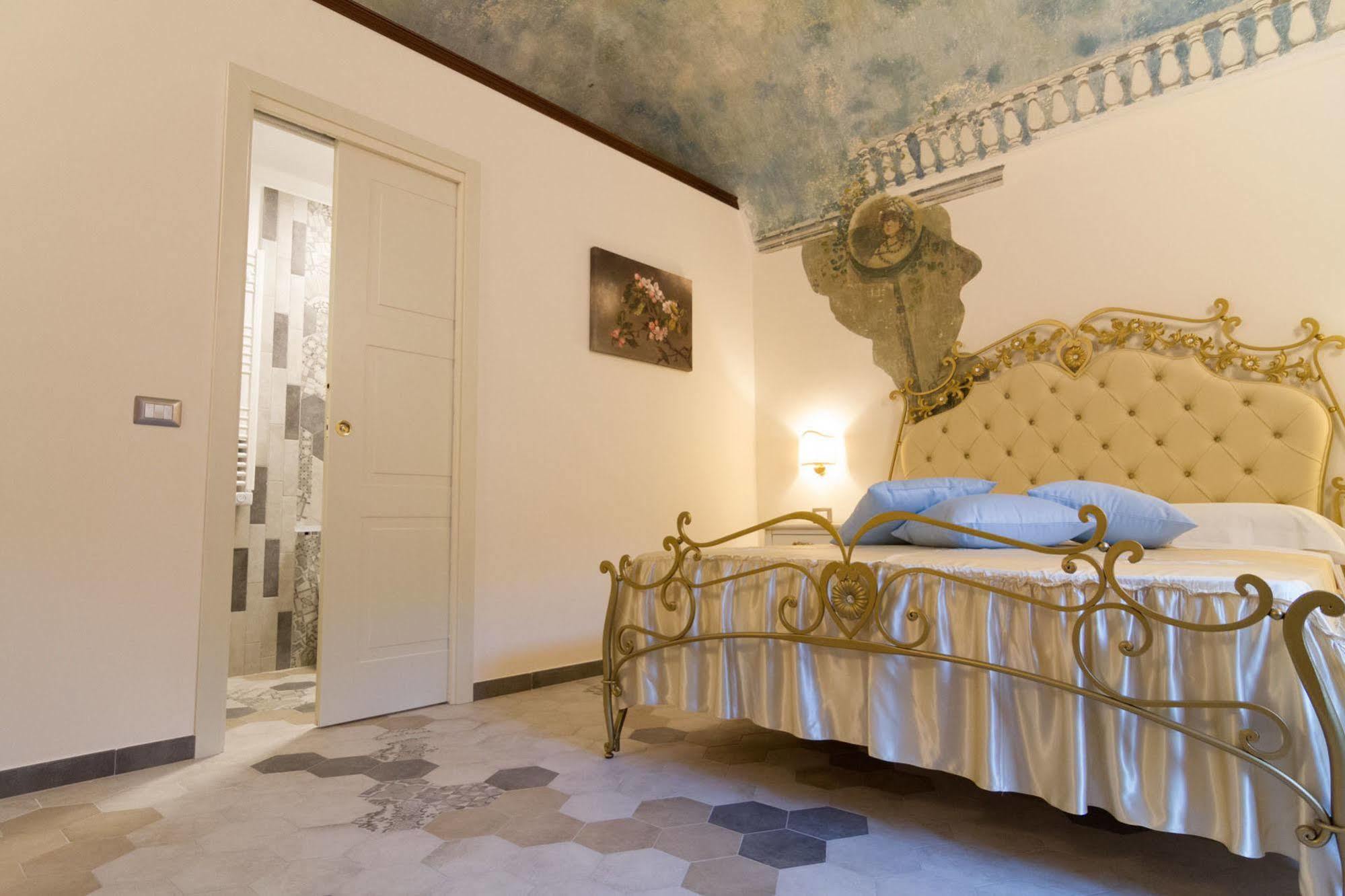 Palazzo Tasca 3* Noto